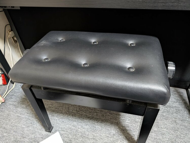 LX708GP（ピアノ・楽器・PA機材）の商品画像 - 査定依頼日：2026年1月19日 - 最高査定価格：10,000円