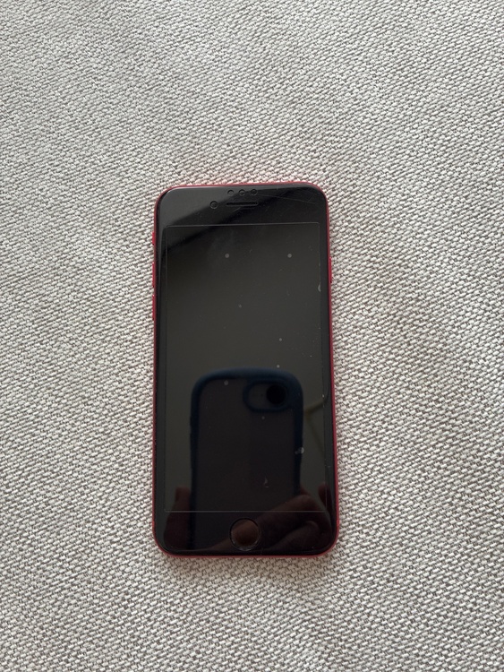 iPhoneSE2（スマホ）の商品画像 - 査定依頼日：2026年8月7日 - 最高査定価格：8,000円