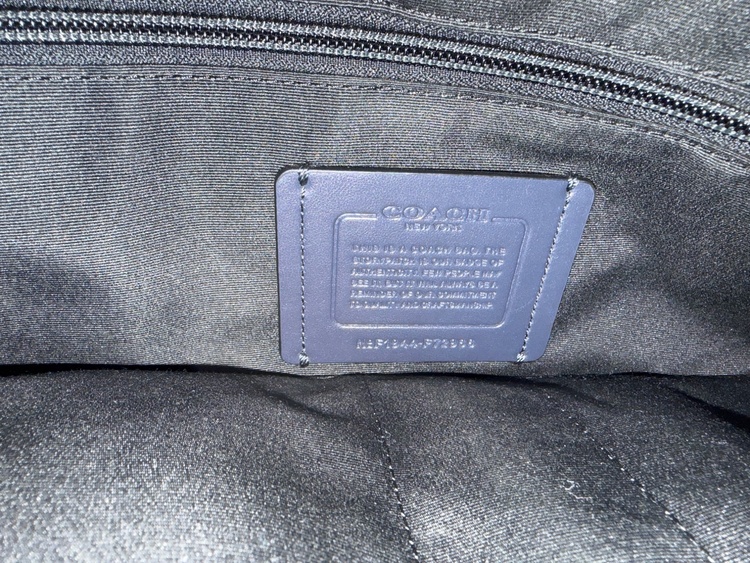 コーチ　ビジネスバック（ブランドバッグ）の商品画像 - 査定依頼日：2026年7月5日 - 最高査定価格：3,000円