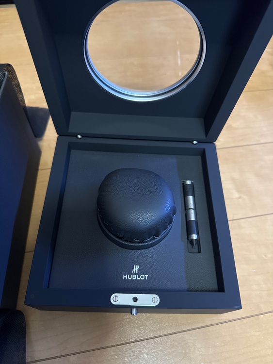 ウブロ クラシックフュージョン 517NX0170.LR（高級時計）の商品画像 - 査定依頼日：2025年9月17日 - 最高査定価格：1,100,000円