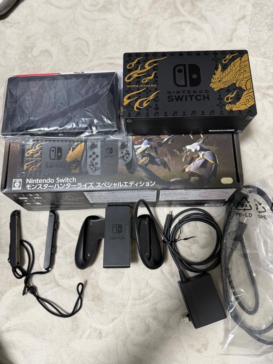 Nintendo Switch モンスターハンターライズ スペシャルエディション（ゲーム機本体・ゲームソフト）の商品画像 - 査定依頼日：2026年3月5日 - 最高査定価格：13,500円