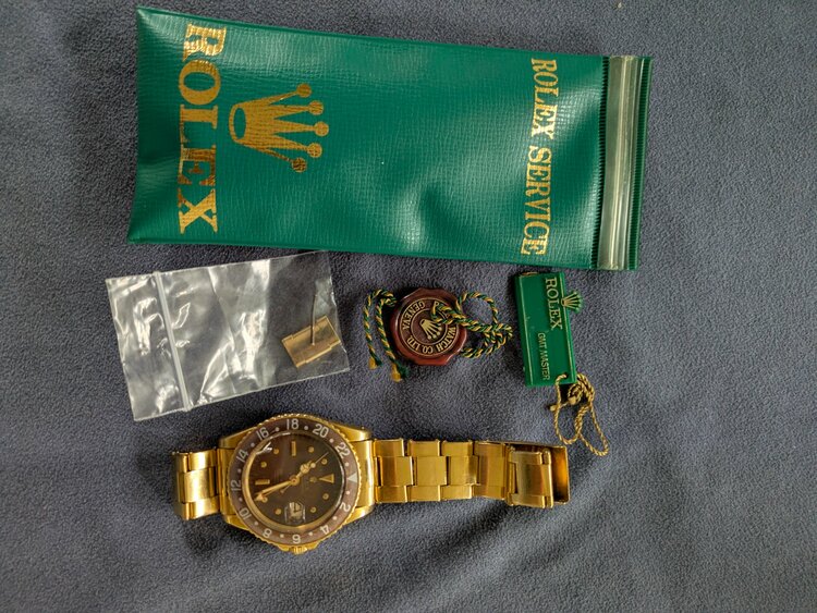 ROLEX GMT Master（高級時計）の商品画像 - 査定依頼日：2026年4月1日 - 最高査定価格：10,000,000円