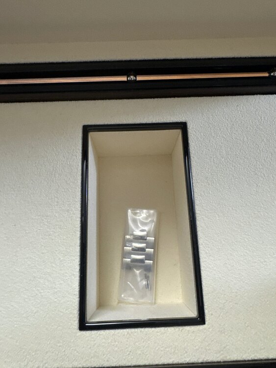 パテックフィリップ ノーチラス 5712/1a（高級時計）の商品画像 - 査定依頼日：2025年3月27日 - 最高査定価格：15,200,000円