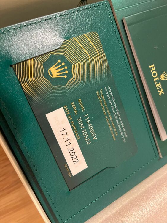 ロレックス ミルガウス 116400G（高級時計）の商品画像 - 査定依頼日：2025年8月3日 - 最高査定価格：1,670,000円