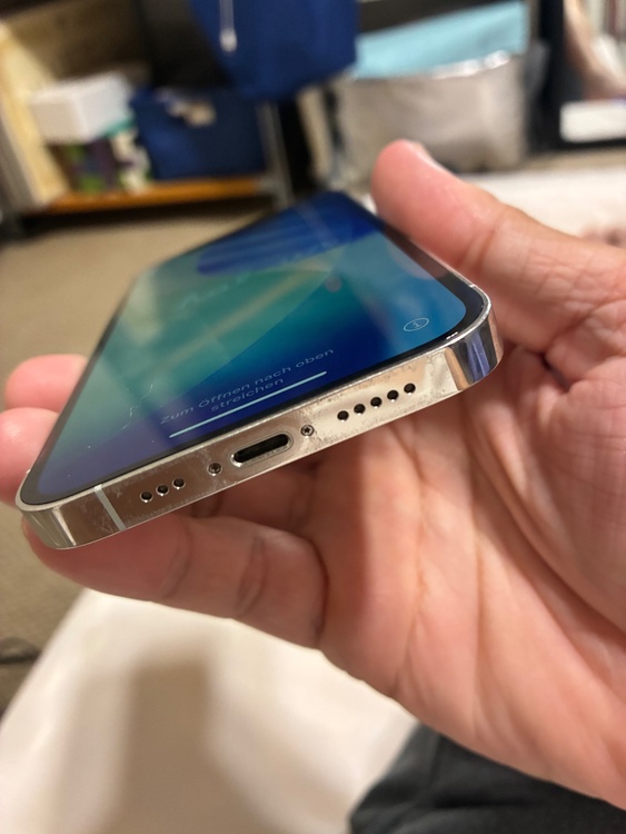 iPhone iPhone 12 Pro 128GB Softbank（スマホ）の商品画像 - 査定依頼日：2026年6月30日 - 最高査定価格：26,500円