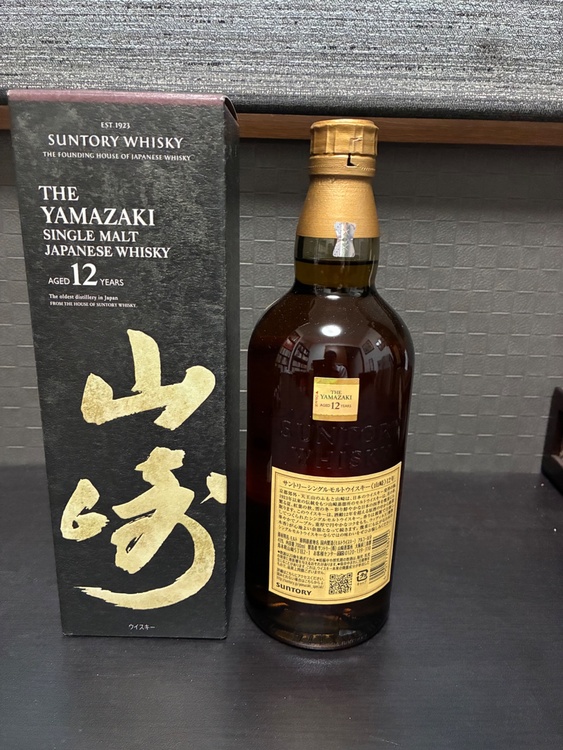 山崎12年（お酒）の商品画像 - 査定依頼日：2026年10月18日 - 最高査定価格：19,500円
