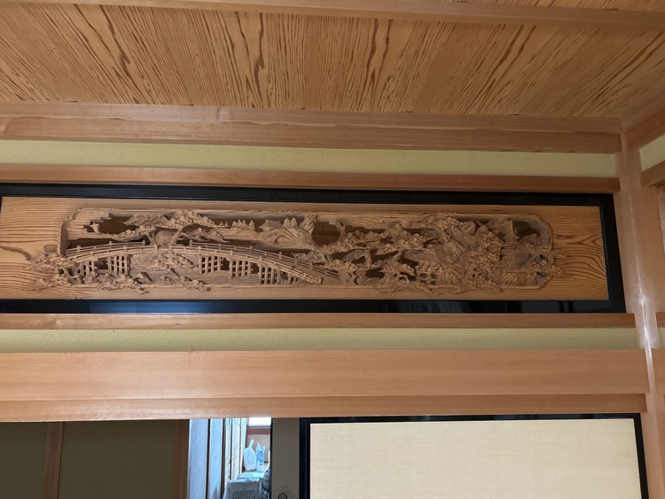 欄間（美術品・骨董品）の商品画像 - 査定依頼日：2026年6月9日 - 最高査定価格：3,000円