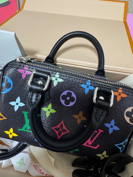 ルイヴィトン スピーディー （ブランドバッグ）の商品画像 - 査定依頼日：2025年10月4日 - 最高査定価格：300,000円