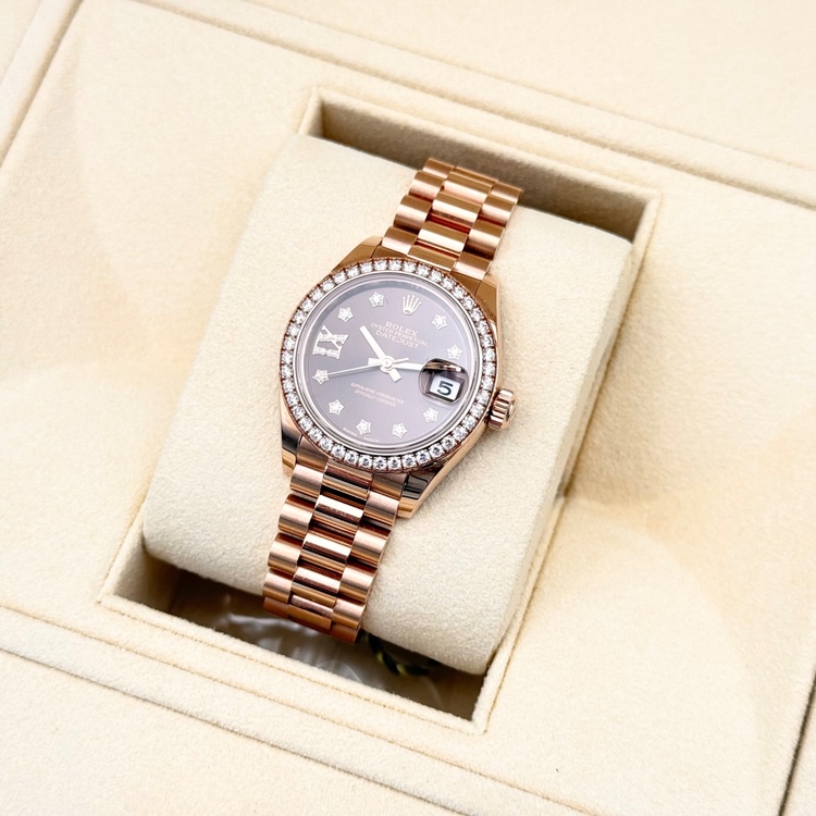 ROLEX デイトジャスト 279135RBR（高級時計）の商品画像 - 査定依頼日：2026年6月28日 - 最高査定価格：5,650,000円