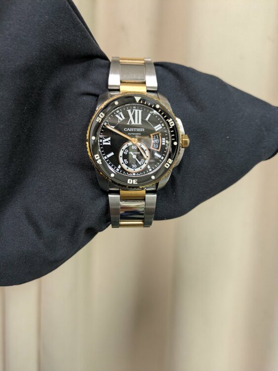 カルティエ カリブル W710005（高級時計）の商品画像 - 査定依頼日：2025年12月20日 - 最高査定価格：880,000円
