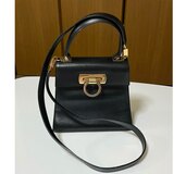 フェラガモ  （ブランドバッグ）の商品画像 - 査定依頼日：2025年4月5日 - 最高査定価格：40,000円