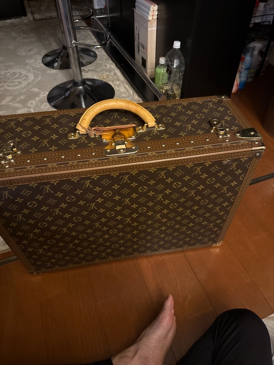 ルイヴィトン モノグラム （ブランドバッグ）の商品画像 - 査定依頼日：2026年4月23日 - 最高査定価格：300,000円