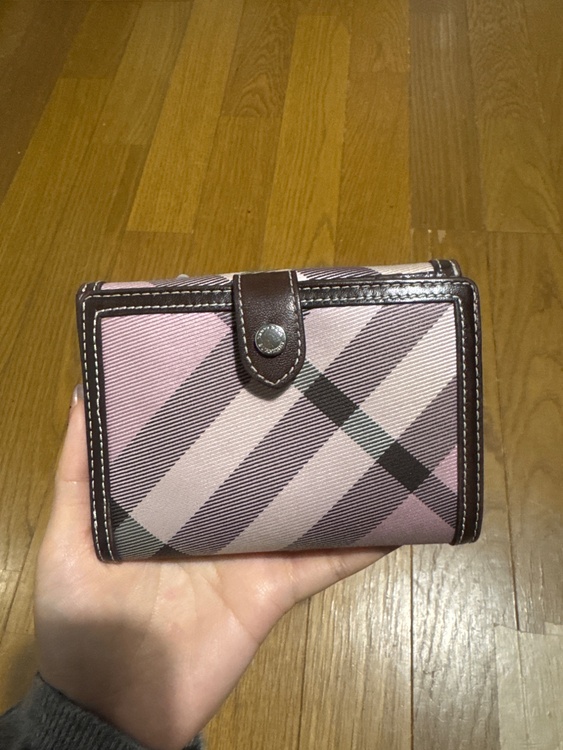 その他 バーバリー （ブランドバッグ）の商品画像 - 査定依頼日：2026年2月27日 - 最高査定価格：3,500円