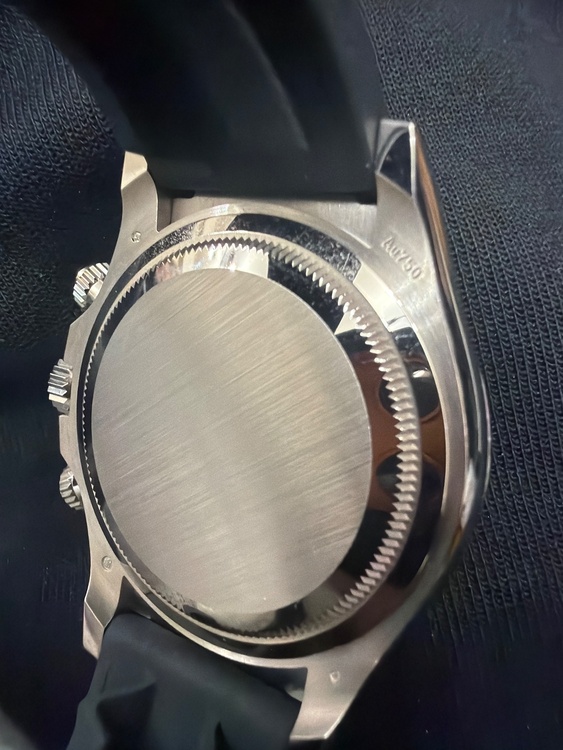 デイトナ（高級時計）の商品画像 - 査定依頼日：2026年1月4日 - 最高査定価格：7,000,000円