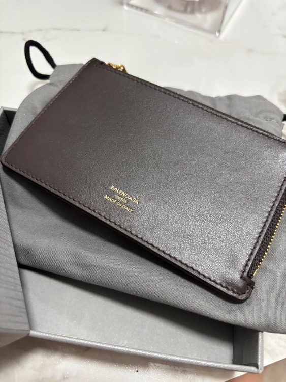 バレンシアガ  （ブランドバッグ）の商品画像 - 査定依頼日：2026年3月9日 - 最高査定価格：50,000円