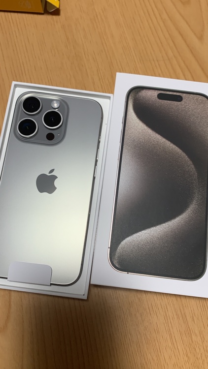 iPhone iPhone 15 Pro 256GB SIMフリー（スマホ）の商品画像 - 査定依頼日：2026年9月15日 - 最高査定価格：84,000円