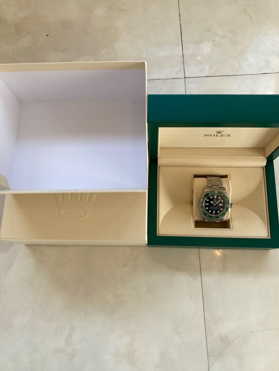 ロレックス　サブマリーナーデイト（高級時計）の商品画像 - 査定依頼日：2026年1月24日 - 最高査定価格：2,430,000円