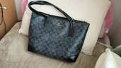 コーチのトートバッグ（ブランドバッグ）の商品画像 - 査定依頼日：2024年11月23日 - 最高査定価格：2,000円