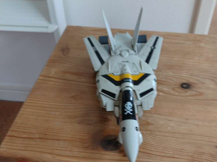 マクロス　超合金ロボット（その他のおもちゃ）の商品画像 - 査定依頼日：2025年1月20日 - 最高査定価格：2,000円