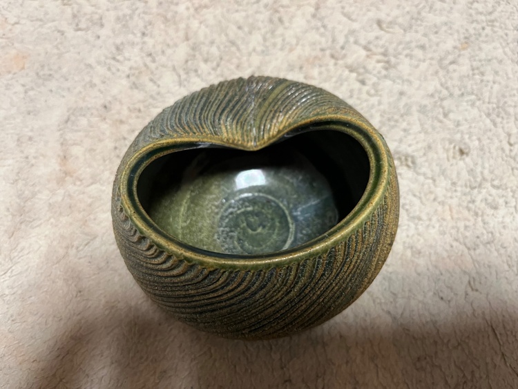 灰皿（美術品・骨董品）の商品画像 - 査定依頼日：2026年8月4日 - 最高査定価格：500円