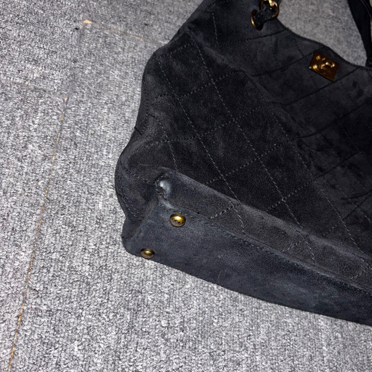 ワイルドステッチキャビアスキンバッグ（ブランドバッグ）の商品画像 - 査定依頼日：2025年7月31日 - 最高査定価格：70,000円