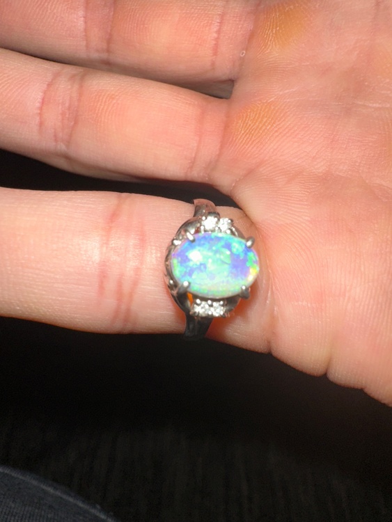 オパールリング（金・貴金属）の商品画像 - 査定依頼日：2026年2月8日 - 最高査定価格：200,000円