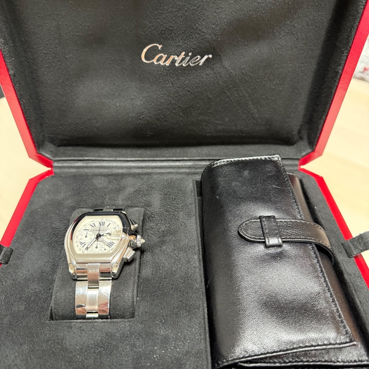 ロードスタークロノグラフ（高級時計）の商品画像 - 査定依頼日：2025年10月2日 - 最高査定価格：630,000円