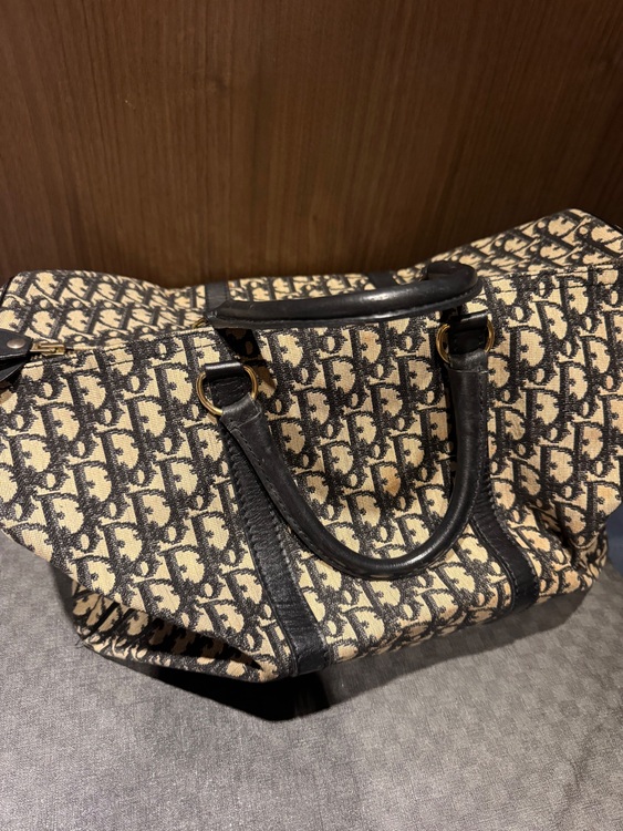 バック（ブランドバッグ）の商品画像 - 査定依頼日：2025年11月21日 - 最高査定価格：60,000円