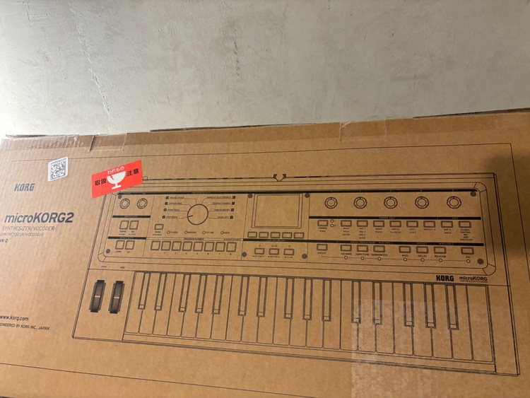 microKorg MK-2 メタリック&ホワイト（ピアノ・楽器・PA機材）の商品画像 - 査定依頼日：2025年12月25日 - 最高査定価格：30,000円