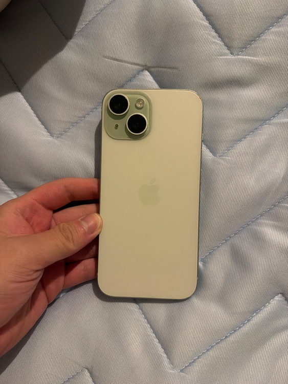 iPhone iPhone 15 128GB SIMフリー（スマホ）の商品画像 - 査定依頼日：2026年8月4日 - 最高査定価格：70,000円