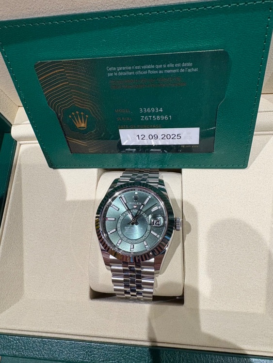339634（高級時計）の商品画像 - 査定依頼日：2025年9月14日 - 最高査定価格：3,850,000円