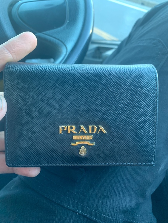 プラダ  （ブランドバッグ）の商品画像 - 査定依頼日：2026年2月1日 - 最高査定価格：30,000円
