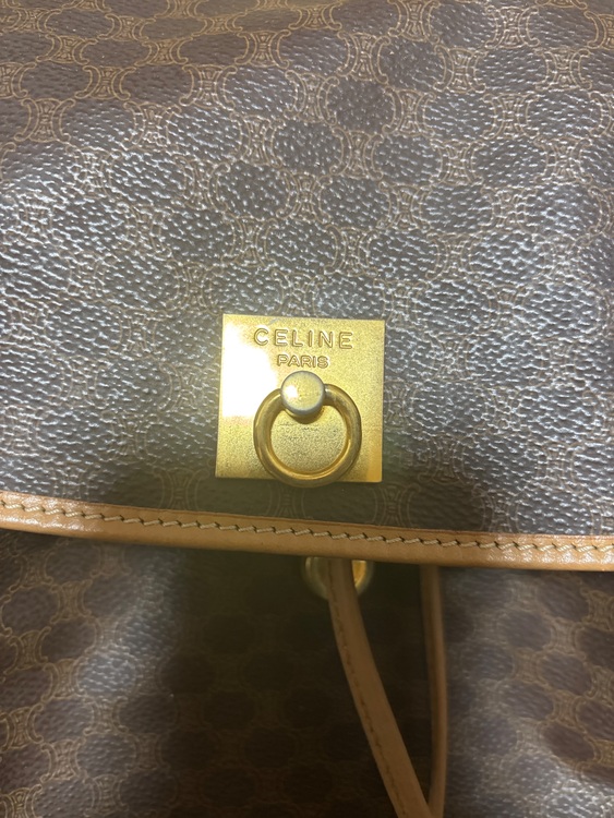 セリーヌ  （ブランドバッグ）の商品画像 - 査定依頼日：2025年9月25日 - 最高査定価格：48,000円
