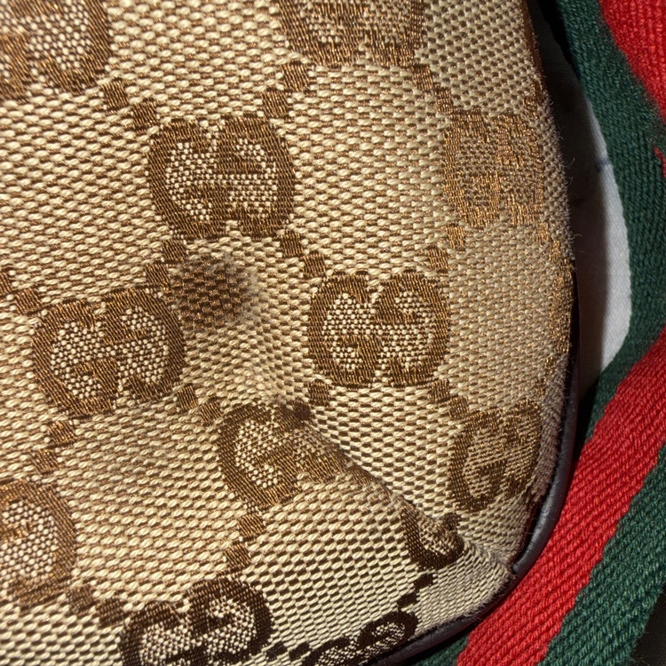 グッチ  （ブランドバッグ）の商品画像 - 査定依頼日：2026年2月20日 - 最高査定価格：40,000円