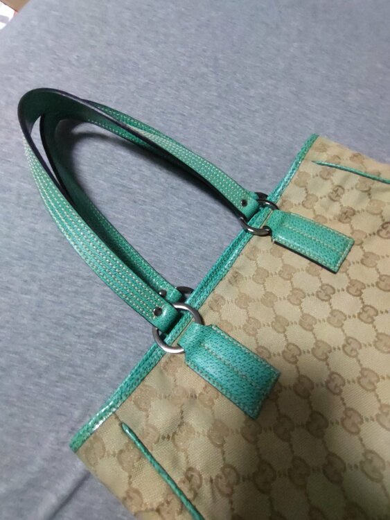 GUCCIトートバッグ GGキャンバス 型番:113019（ブランドバッグ）の商品画像 - 査定依頼日：2026年3月8日 - 最高査定価格：10,000円