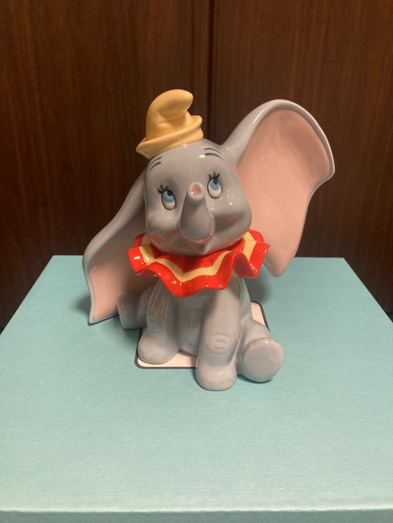 リアドロ　ダンボ（美術品・骨董品）の商品画像 - 査定依頼日：2025年10月12日 - 最高査定価格：12,000円