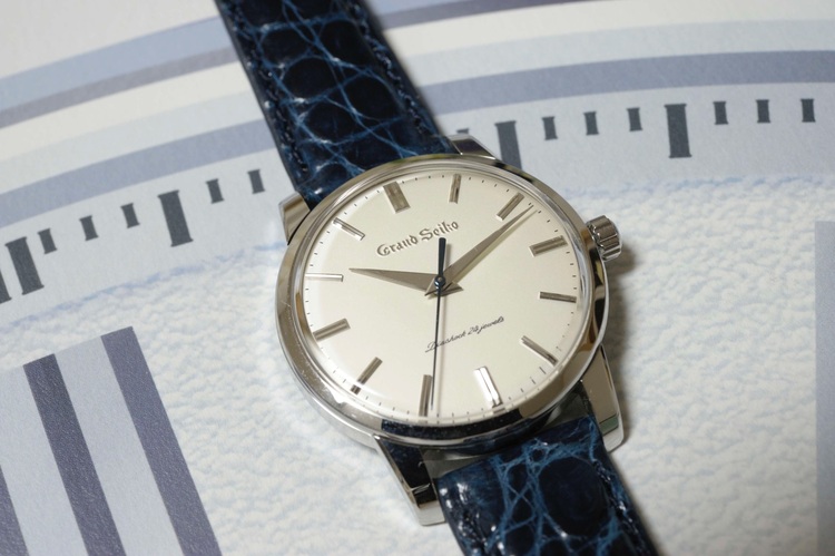 グランドセイコー（高級時計）の商品画像 - 査定依頼日：2025年11月20日 - 最高査定価格：650,000円