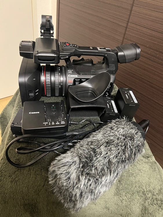 xf605（カメラ）の商品画像 - 査定依頼日：2026年8月5日 - 最高査定価格：300,000円