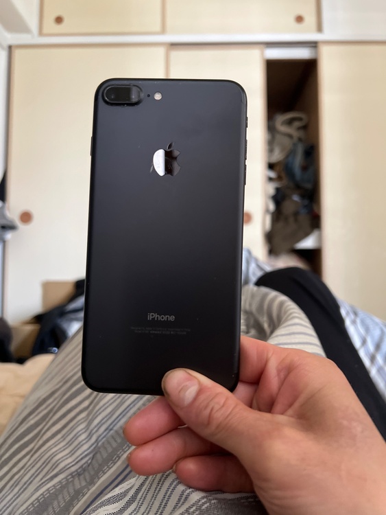 iPhone iPhone7 Plus 256GB docomo（スマホ）の商品画像 - 査定依頼日：2026年8月21日 - 最高査定価格：2,000円