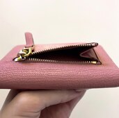 ミュウミュウ  （ブランドバッグ）の商品画像 - 査定依頼日：2025年3月1日 - 最高査定価格：20,000円