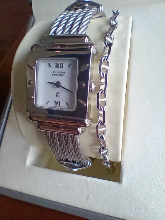 その他 その他 フィリップシャリオール　サントロペ　スクエア（高級時計）の商品画像 - 査定依頼日：2025年7月4日 - 最高査定価格：25,000円