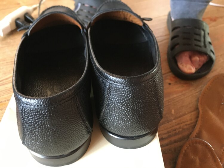 フェラガモメンズ革靴（古着・ファッション）の商品画像 - 査定依頼日：2024年12月1日 - 最高査定価格：999円