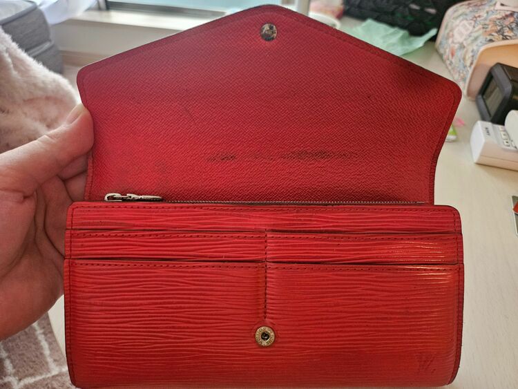 ルイヴィトン エピ （ブランドバッグ）の商品画像 - 査定依頼日：2025年7月20日 - 最高査定価格：25,000円