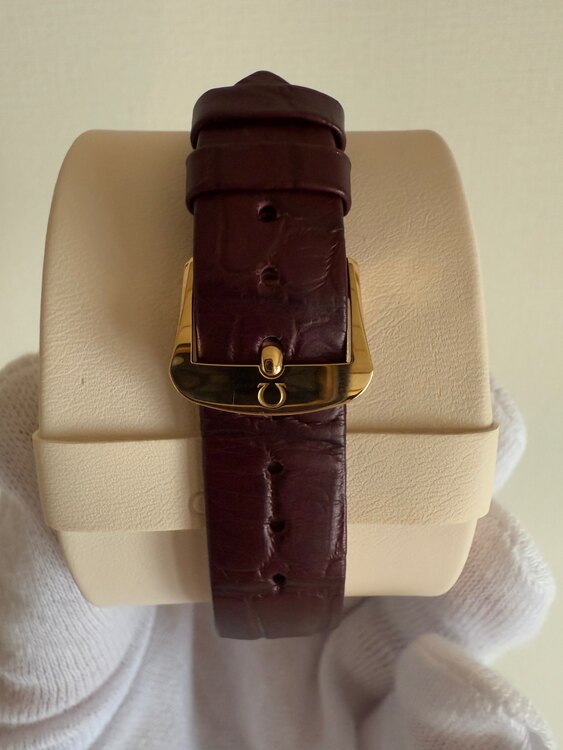 トレゾル36ムーンシャインゴールド　レザーストラップ（高級時計）の商品画像 - 査定依頼日：2025年5月22日 - 最高査定価格：630,000円