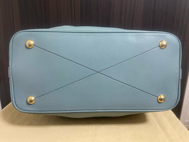 マヒナ PM（ブランドバッグ）の商品画像 - 査定依頼日：2026年3月26日 - 最高査定価格：120,000円