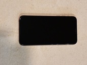 iPhone iPhoneXS 256GB docomo（iPhoneXS）の商品画像 - 美品 - 査定完了日：2026.08.28 - 最高査定価格：12,000円