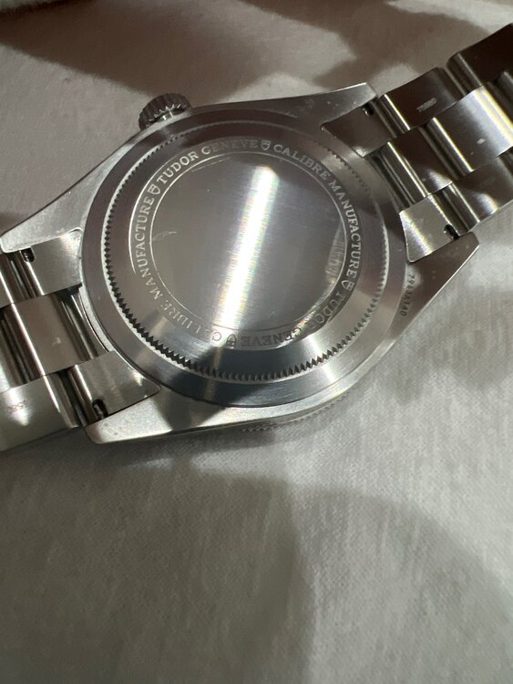 チューダー ブラックベイ （高級時計）の商品画像 - 査定依頼日：2025年4月22日 - 最高査定価格：600,000円