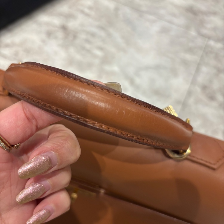 デペッシュ 38（ブランドバッグ）の商品画像 - 査定依頼日：2025年12月13日 - 最高査定価格：140,000円