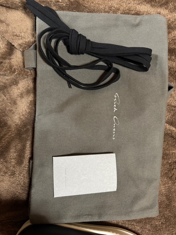 リックオウエンス（古着・ファッション）の商品画像 - 査定依頼日：2025年12月27日 - 最高査定価格：22,000円