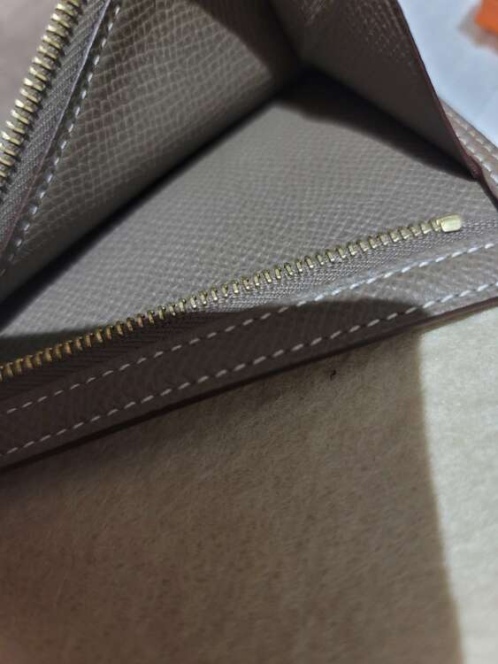 べアンコンパクト（ブランド財布・小物）の商品画像 - 査定依頼日：2025年5月4日 - 最高査定価格：130,000円